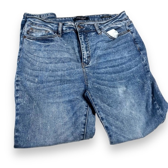 Judy Blue Jeans Womens 15/32 Acid/Mineral Wash High Waist Skinny Style JB88158 - Picture 2 of 8